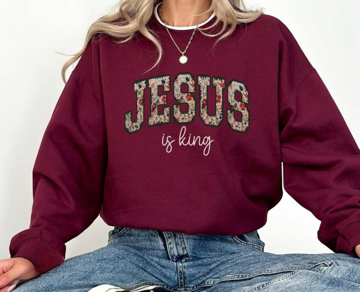 Jesus Is King Sweater V5